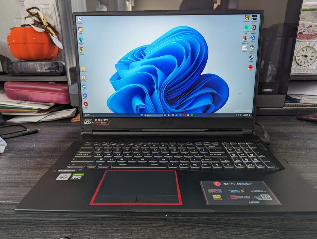 MSI GE75 Raider 10SFS Gaming Laptop for Sale in Santa Ana, CA - OfferUp