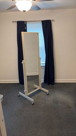 Double sided heavy duty mirror