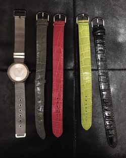 Womens/Juniors watch set- Like new