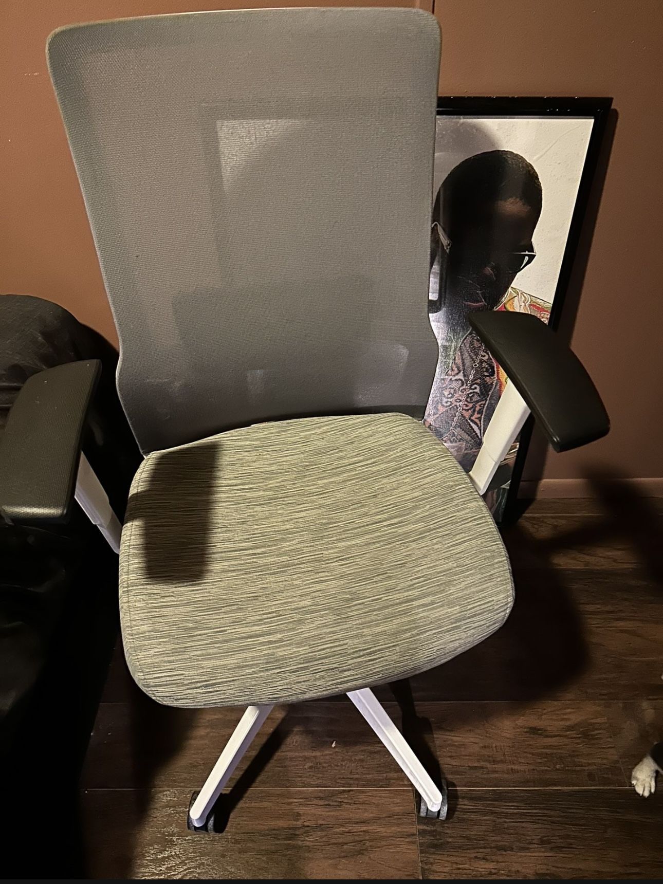 Computer chair