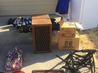 infinity home speakers.