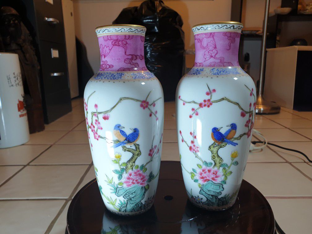 pair jing de zhen hand paint vases