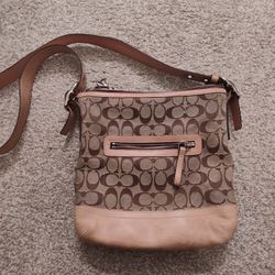 Coach Signature Crossbody Shoulder Bag 005K-9362