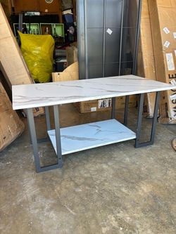 Marble pattern coffee table