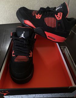 Air Jordan 4 Retro Red Thunder 4.5 Y