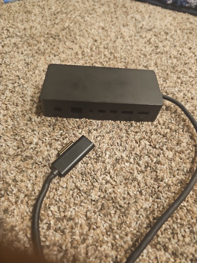 Microsoft Surface Dock (Pd9-00003),Black