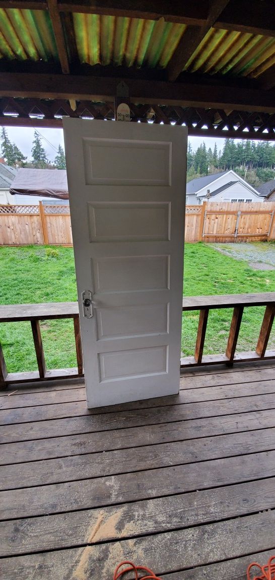 Solid door