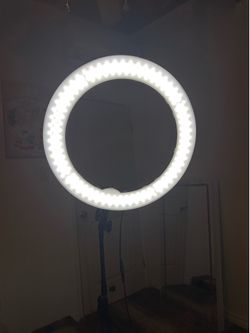 Ring light