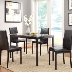 5 PC DINING SET ON SALE FOR TAX REFUND SALE