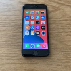 iPhone 7 32gb Unlocked For Any Carrier - Good Condition