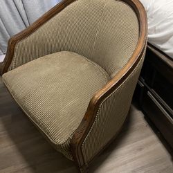 Oversized Chairs