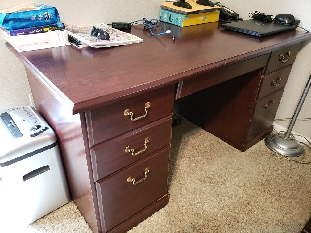 Office Desks (Must go ASAP) - Free!