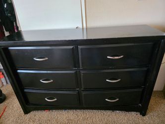 Black 6 drawer dresser (All wood)