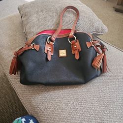 Dooney & Bourke 