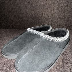 UGG Tasman Slippers - Size 13 - Black - MINT CONDITION