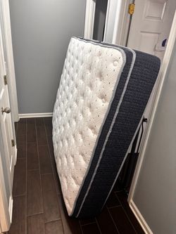 Queen mattress