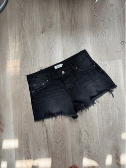 Black Refuge denim shorts with American flag stars #denim #americana