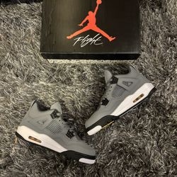 Jordan 4 Cool Grey Size 8.5 Men’s Sneakers 