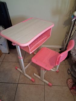 Desk and Chair $30 Dlls.