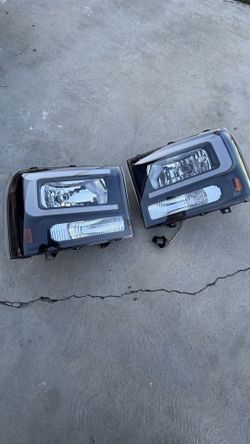 Head lights f250 f350 05- 07