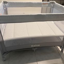 Bassinet/Playpen