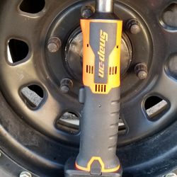 Snap-on 3/8" Drive MicroLithium Cordless Ratchet (One Battery)  (orange)
