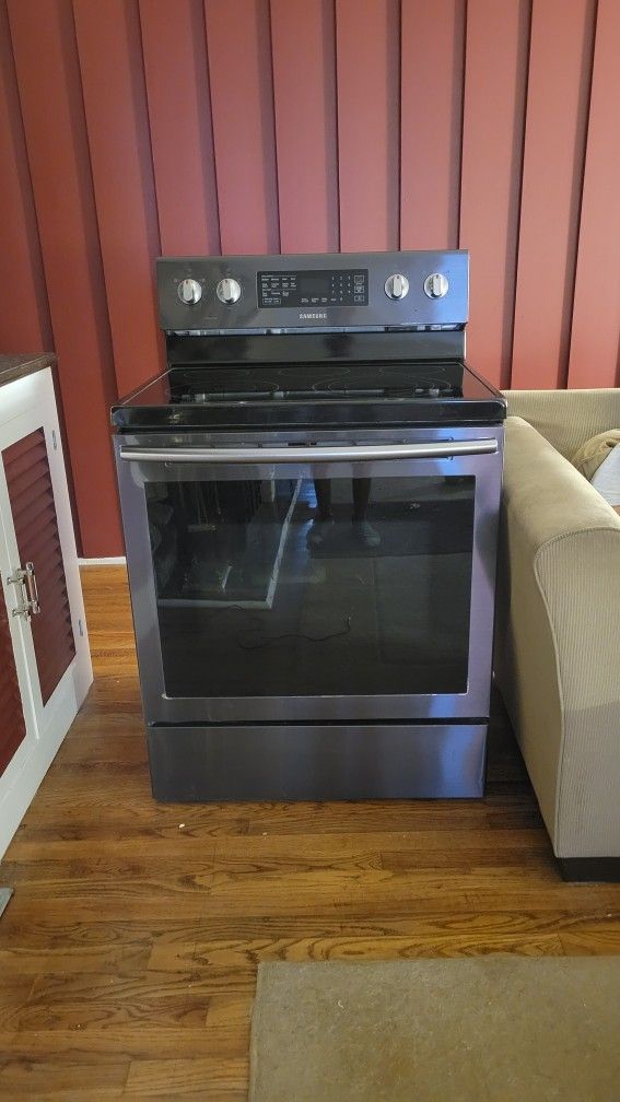 Samsung 5 Burner Electric Range