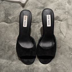 Size 8 Excellent Condition