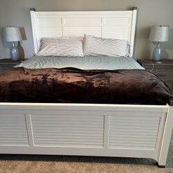 King Bed frame White