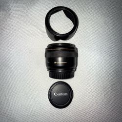 Canon 28mm 1:1.8 Ultrasonic Camera Lens