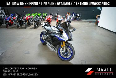 2017 Yamaha R1M
