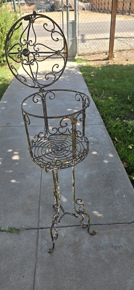 Plant Holder