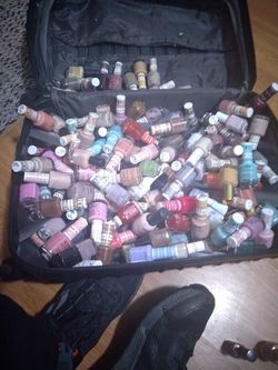 Nail polish 