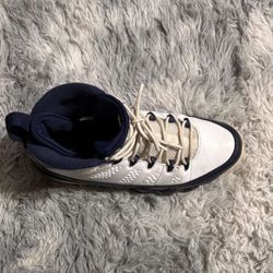 Jordan 9 UNC 