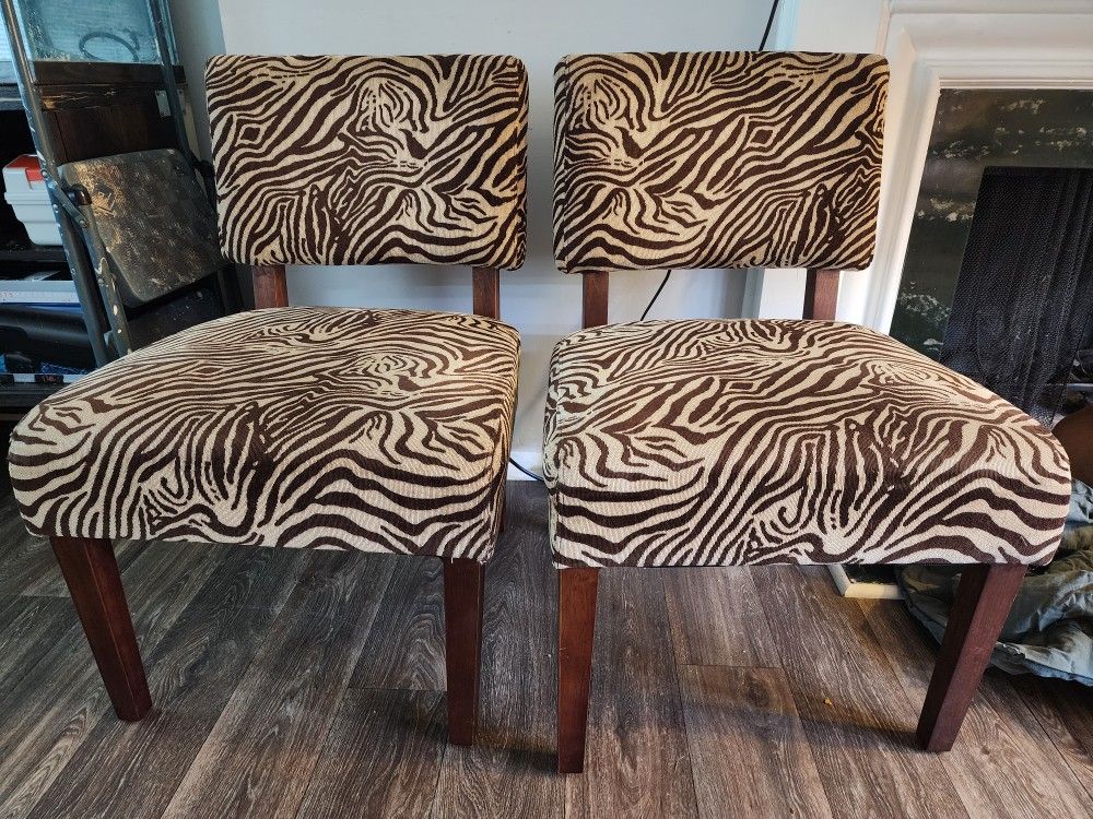 2 Chairs
