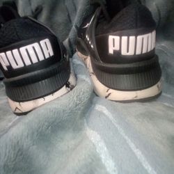 Women Puma 6.5