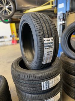 245/45r18 Kumho Majesty new tires mounted and balanced