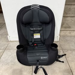 Safety1st Convertible car seat