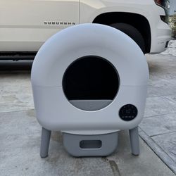 Self Cleaning Cat Litter box 