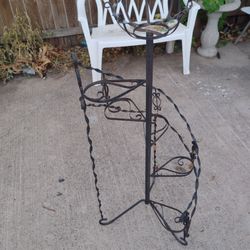 Vintage spiral planter