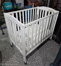 Dream On Me 3-in-1 Portable Crib