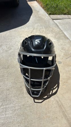Easton Softball/Baseball Catcher's Helmet