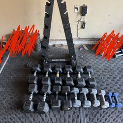 Dumbbells weights 5-45lbs rubber coated includes rack 450lbs total