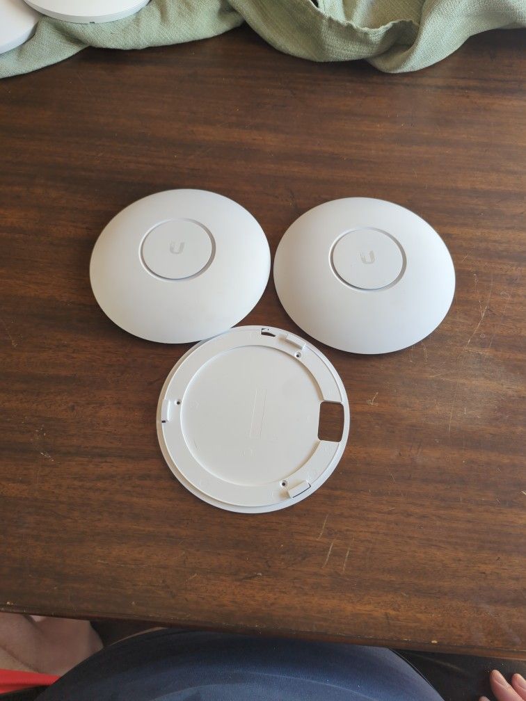 Ubiquity Unifi AP-AC-PRO x2