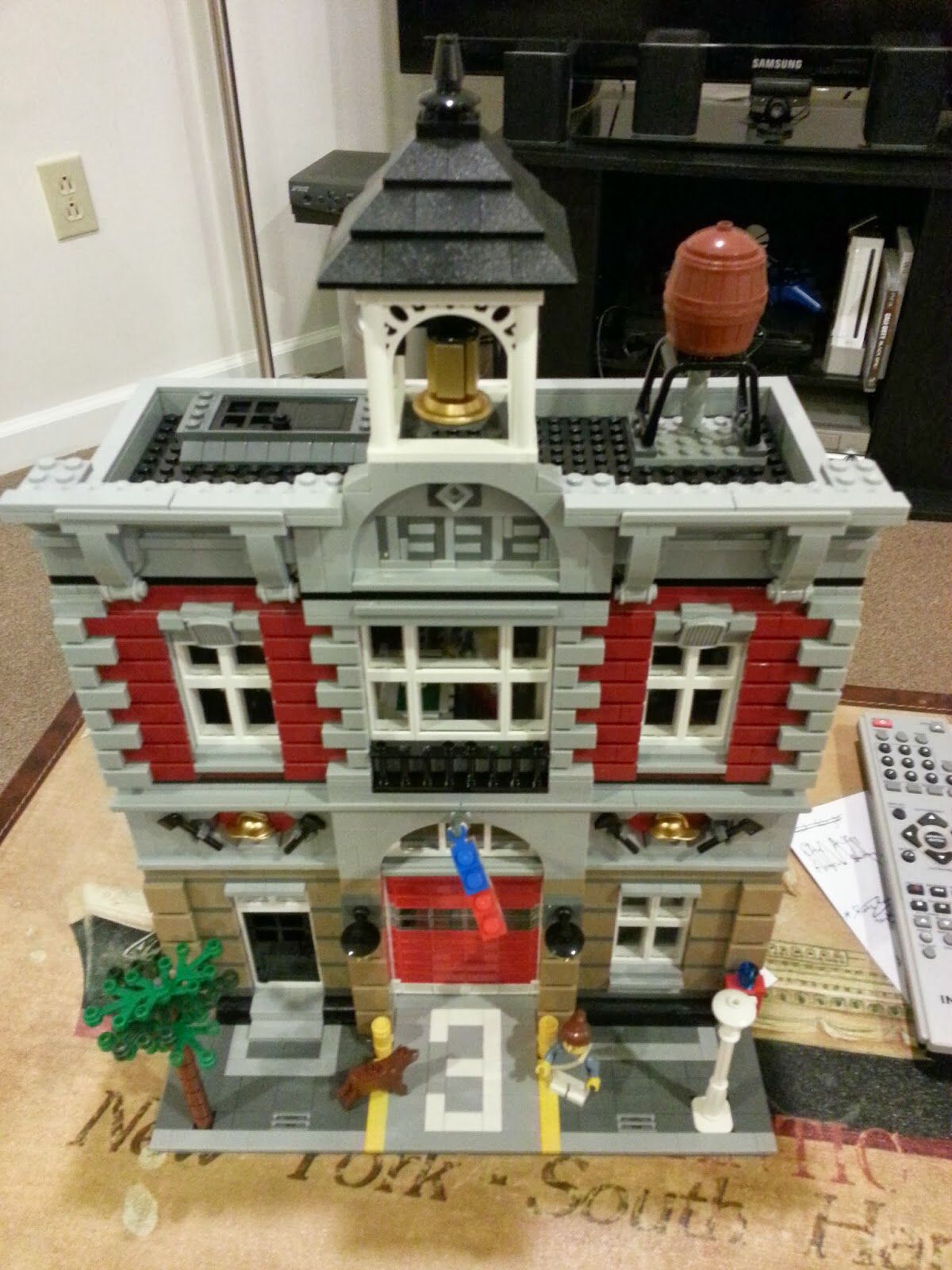 Lego Fire Set 10197 for Sale in Babylon, NY - OfferUp