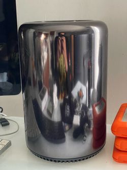 Mac Pro (Late 2013 / MacPro6,1)