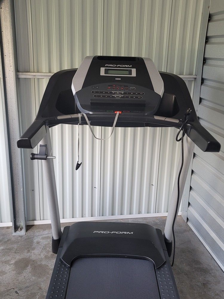 Pro-form 505 CST TREADMILL