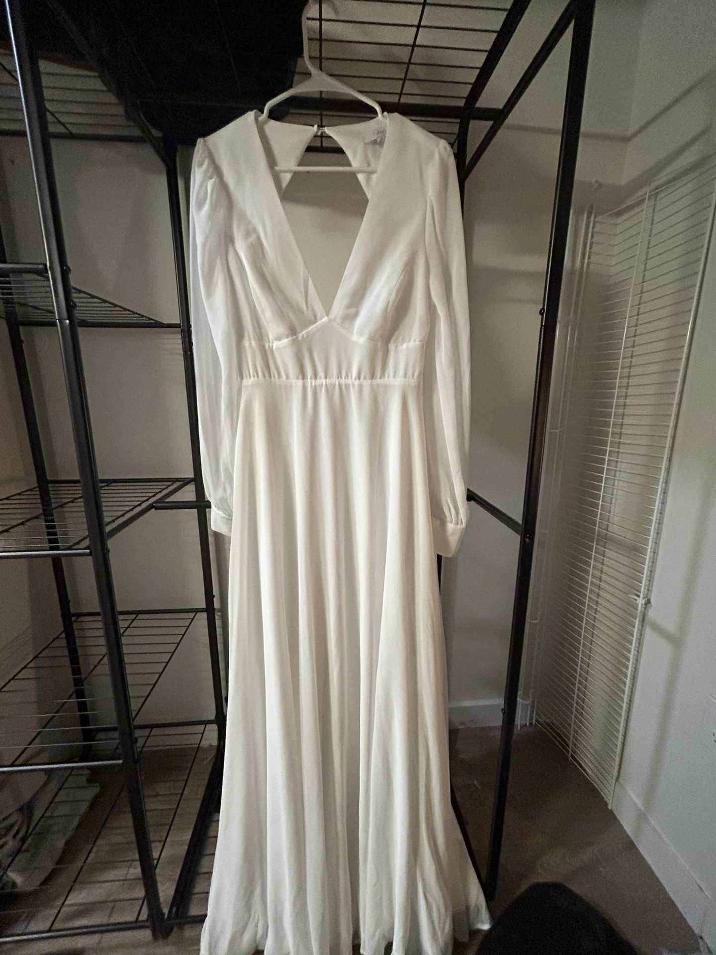 Lulus Wedding Gown (unworn with tags)