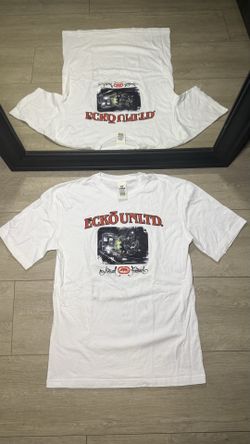 New Y2K 2000s Ecko Unltd Rhino Train Halo-graphic Patched Graffiti Shirt