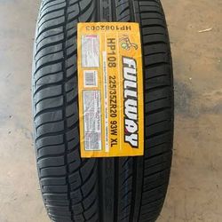 225 35 20 New Set Of Tires 